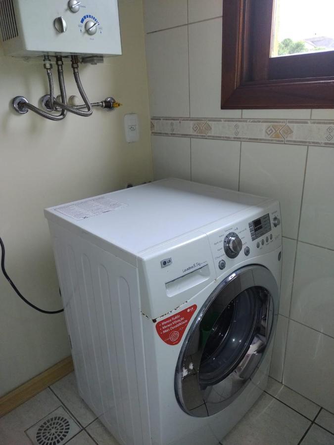 Apartamento Ensolarado No Centro De Gramado Apartman Kültér fotó
