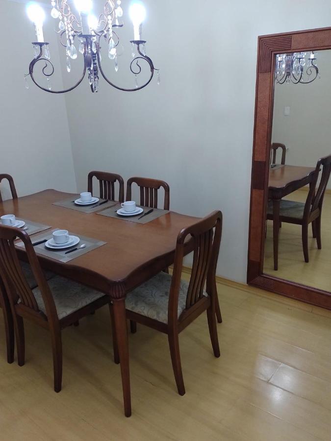 Apartamento Ensolarado No Centro De Gramado Apartman Kültér fotó