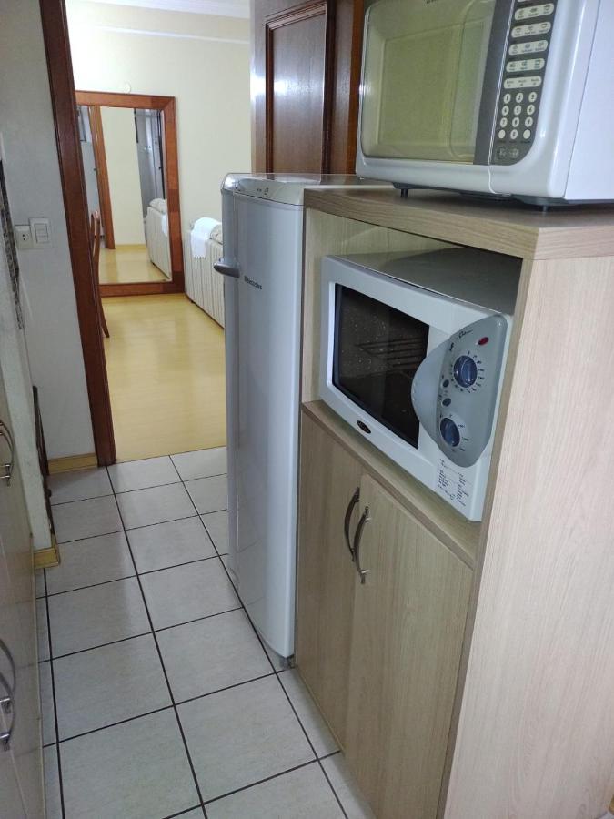 Apartamento Ensolarado No Centro De Gramado Apartman Kültér fotó